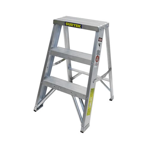 ESCALERA TIPO TABURETE DE ALUMINIO SURTEK TT2 CON 2 PELDAÑOS
