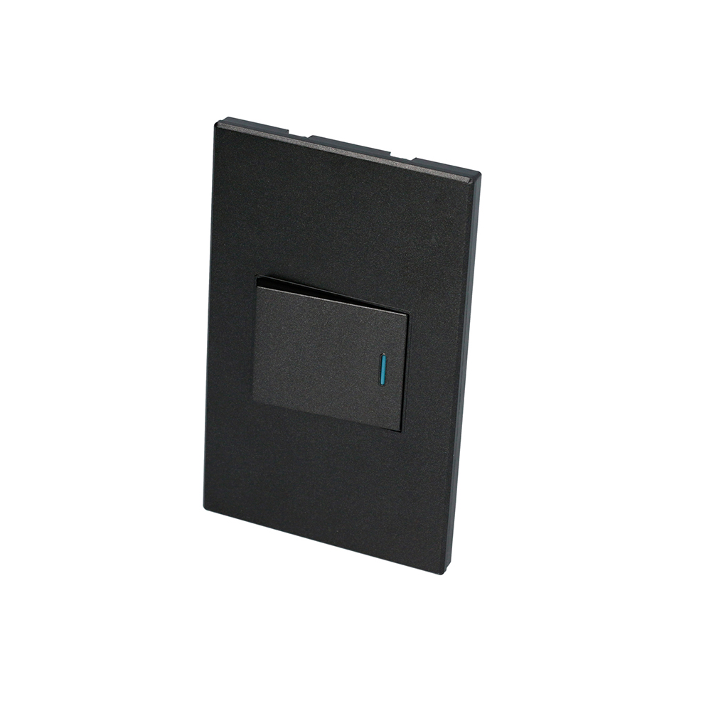 PLACA PARA ESCALERA SURTEK P621N CON UN APAGADOR NEGRO 1/2