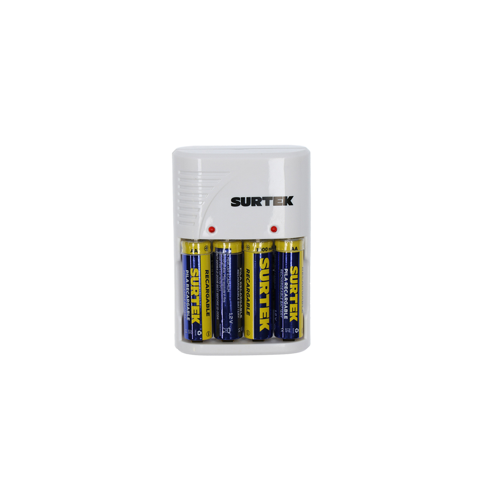 CARGADOR DE PILAS SURTEK CP4 CON 4 PILAS AA CARGA AA AAA Y 9V